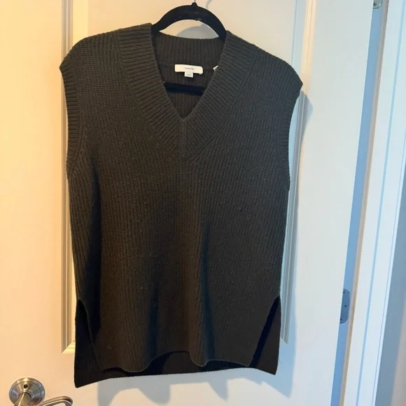 Vince Ribbed Wool-Cashmere V-Neck Sweater Vest Olive Green “Vine” | Size XS - Picture 3 of 6
